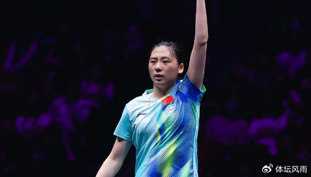 21岁陈熠逆转罗马尼亚老将斯佐科斯 惊险晋级八