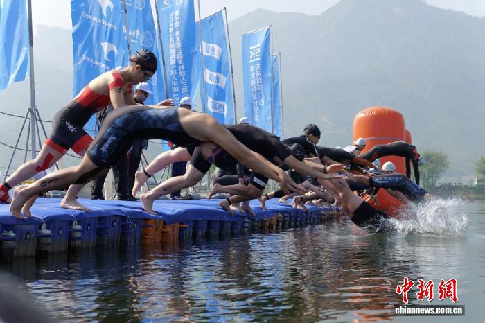 2026‘月湖澜院杯’铁人三项全国首站赛事在湖北